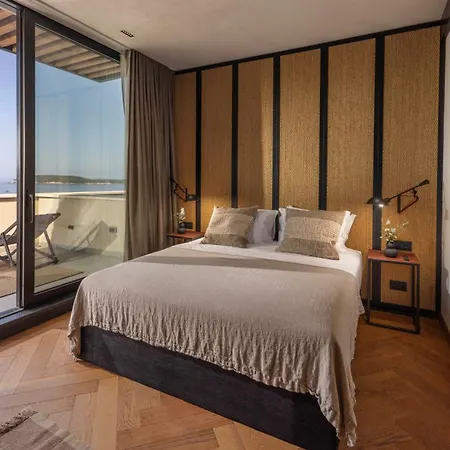 Atreeum Excelsior Villa *