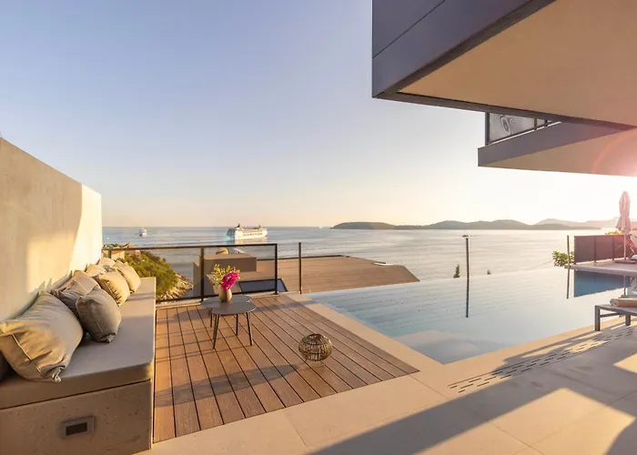 Atreeum Excelsior - Luxe, Beach, Gym, Villa Dubrovnik