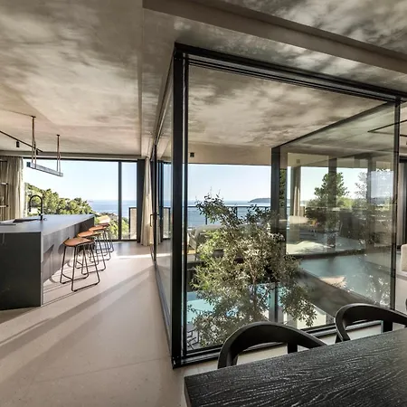Atreeum Excelsior - Skyline Gym, Pool, And