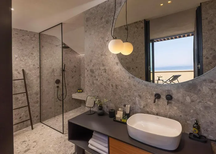 Atreeum Excelsior - Luxe, Beach, Gym,